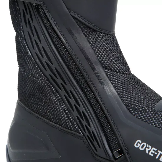 TCX Airtech 3 Gore-Tex – мото ботуши в черен цвят