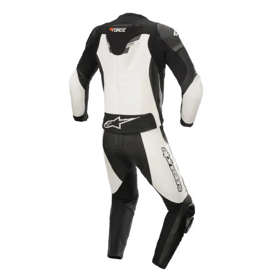 ALPINESTARS GP FORCE V2 2PC BLACK/WHITE - кожен мото екип с плъзгачи и вентилационни панели Кожен мото екип ALPINESTARS GP FORCE V2 2PC BLACK/WHITE с GP протектори и Tech-Air® съвместимост