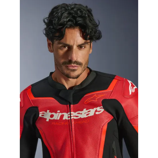 Кожено яке ALPINESTARS GP FORCE V2 AIR RED/FLUO – спортно мото яке с перфорация Hydra Motto