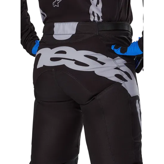 Мотокрос брич ALPINESTARS RACER GRAPHITE BLK/GY - оптимални нива на комфорт и издръжливост