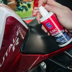 Карнаубска вакса за мотоциклет S100 Gloss Wax Spray