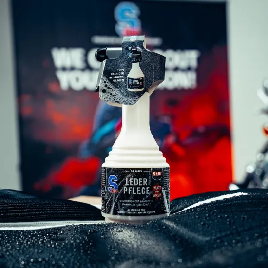 S100 Leather Care 500 мл препарат с пчелен восък за кожена мото екипировка