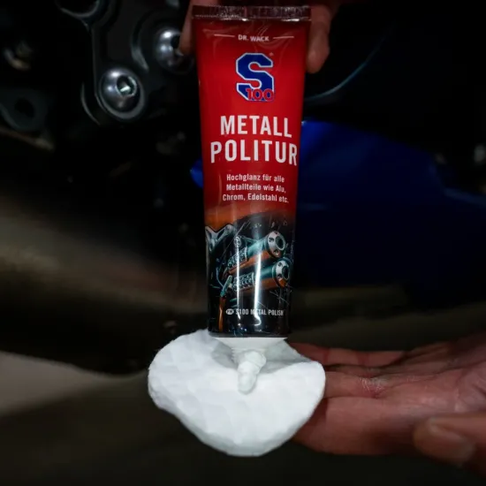 S100 Metal Polish 100 мл полираща паста за метални части и изпускателна система на мотоциклет