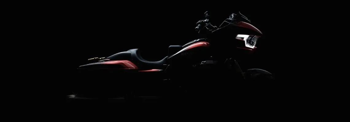 Harley-Davidson CVO Road Glide RR 2025: Когато състезателната ДНК срещне пътя