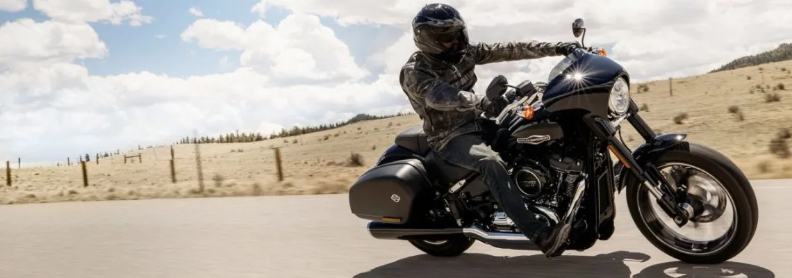 Пътят към Свободата: Живот на Две Гуми с Harley-Davidson