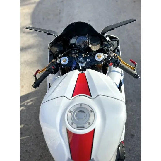 Yamaha YZF R1