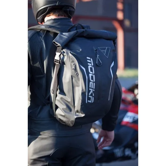 Мото раница Modeka Dry Pack 32L - Издръжливост и водоустойчивост