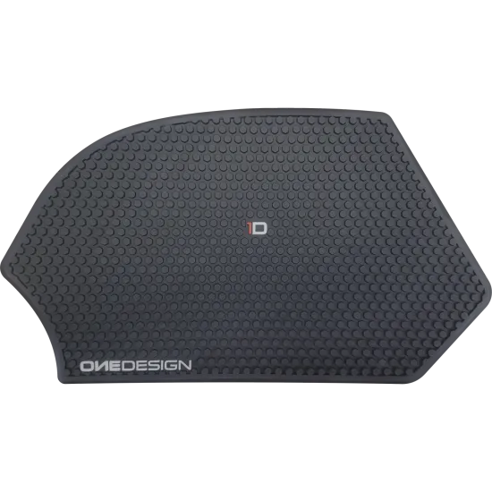 Черен страничен протектор OneDesign с хексагонална текстурирана повърхност, монтиран на син мотоциклет SUZUKI GSX-R
