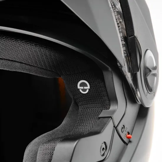 Каска SCHUBERTH E2 MATT BLACK – премиум каска за безопасност и офроуд приключения