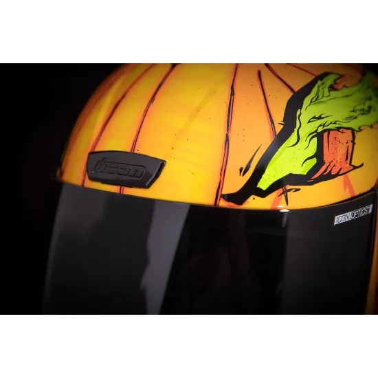 Каска ICON AIRFORM TRICK OR STREET OR с Dark Smoke визьор и Dropshield™