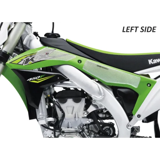 Прозрачни HDR протектори с шестоъгълна текстура монтирани на зелен Kawasaki KX450F мотор, показани от дясна и лява страна
