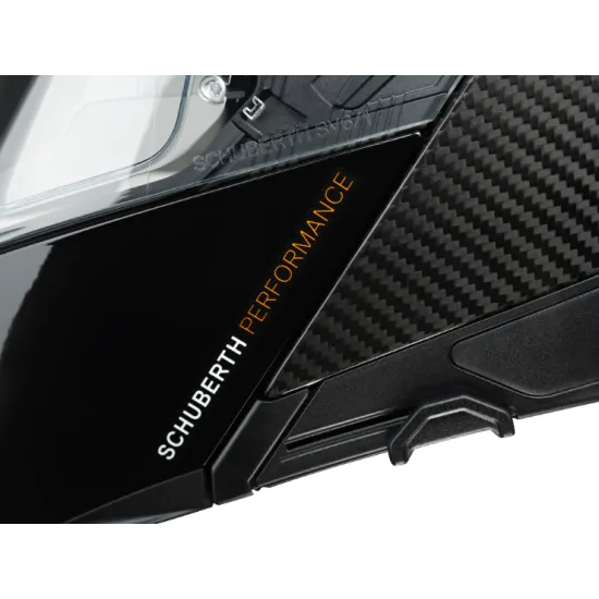 Каска SCHUBERTH C5 CARBON с ръчно изработена карбонова черупка и вградена Mesh 2.0 система