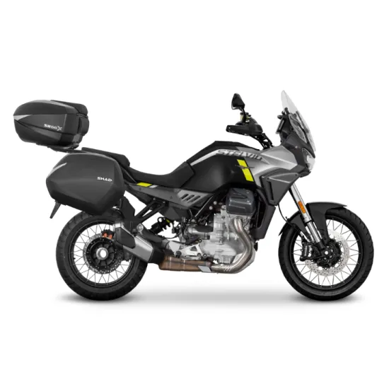 Сребристо-сив Moto Guzzi Stelvio 1000 2024 с монтирани черни SHAD куфари - горен и два странични, показващ пълната 3P система