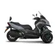 Кафяво-златист Yamaha X-MAX скутер с монтирана черна облегалка SHAD, червени стоп светлини и прозрачно предно стъкло