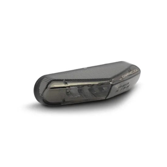 Черна задна светлина Barracuda Mini Tiger LED с опушен корпус, червени LED диоди и интегрирано осветление за регистрационен номер
