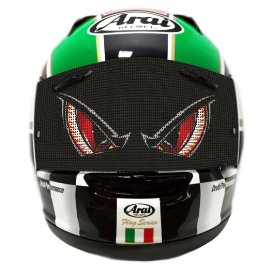 Зелена мотоциклетна каска Arai с черен микроперфориран стикер с червени демонски очи върху визьора