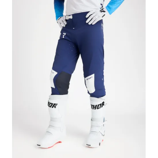 Мотокрос брич THOR SPORTMODE STRIKE BLUE с 4-посочна разтеглива конструкция и TPU защита на коленете