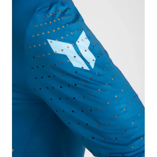 Мотокрос джърси THOR SPORTMODE BRAVE BLUE с лазерно изрязани отвори и атлетична кройка