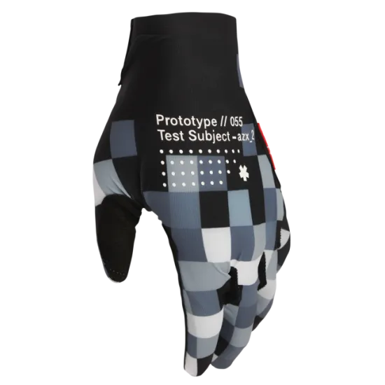 Мотокрос ръкавици THOR SPORTMODE RIOT BLACK с минимални шевове и длан от Clarino®