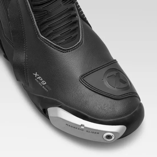Спортни мото ботуши XPD XP9-S BLACK – комфорт и защита