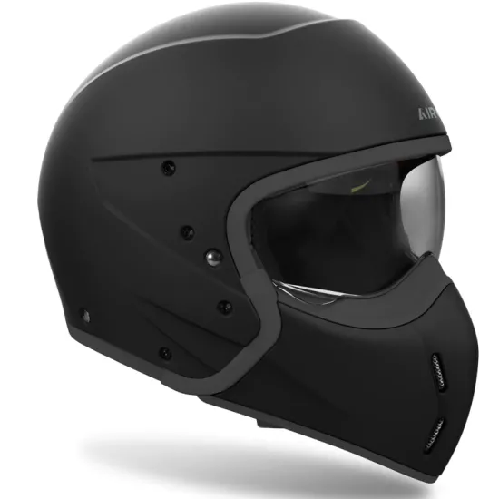Каска за скутер AIROH J110 BLACK MATT – каска 2 в 1 с подвижна брадичка и визьор