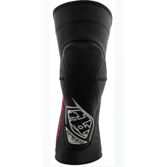 Черни наколенки Troy Lee Designs Speed Pro Knee Sleeve с D3O протекторна вложка при капачката на коляното, компресионен ръкав и лого в сиво и червено - изглед отпред, отстрани и под ъгъл