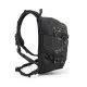 Kriega R20 раница в MultiCam Black камуфлаж с четири компресионни ремъка, YKK ципове и лого К на предното отделение