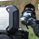 Черно-сребрист мото куфар SHAD TR41 TERRA с анодизирана алуминиева горна капачка, стоманена заключваща система и интегрирани куки за багаж