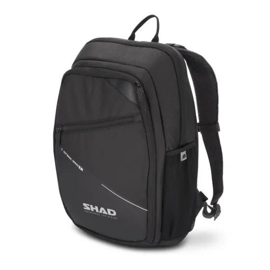 Черна текстилна раница SHAD SL86 v2 с мрежест разгънат отсек за модулна каска, подплатени раменни ремъци и странични джобове