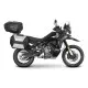 CF MOTO 800 MTX в черно с монтирани черни кубични куфари SHAD - два странични и един заден куфар, показани от страничен профил на бял фон