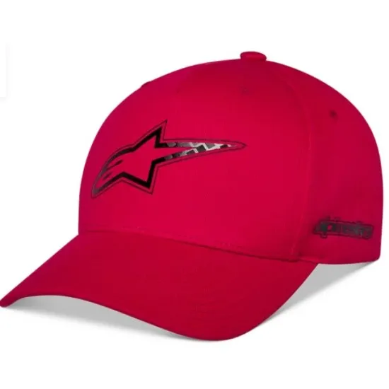 Червена шапка Alpinestars с черно лого Astars и камуфлажен ефект на въглеродни влакна, страничен надпис Alpinestars