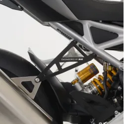 Плоча за генерация R&G RACING Rear Footrest Blanking Plate Kit & Exhaust hangers black - Triumph Speed Triple RS/RR