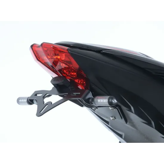Черна стойка за номер R&G Racing на Triumph Street Triple, неръждаема стомана с прахово покритие и вградена светлина за номер