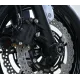 Черни краш тапи R&G Racing монтирани на оста на предно колело на Kawasaki мотоциклет с перфорирани спирачни дискове и черни джанти