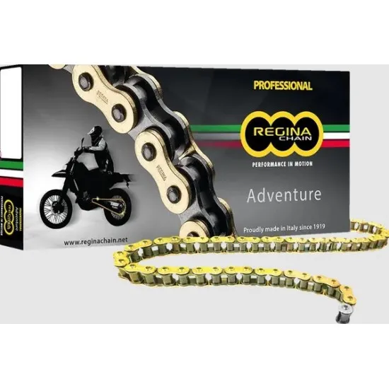 Златиста мото верига Regina Chain 520ZRE в кутия с adventure мотоциклет на опаковката и италиански флаг