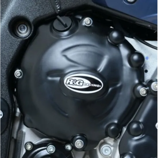 Черни протектори R&G Racing монтирани на двигател BMW S1000RR покриващи алтернатор, генератор и водна помпа с характерни овални лога