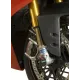 Черни краш тапи R&G Racing монтирани на златисти Öhlins вилки на червен Ducati Panigale V4 със сребристи Brembo спирачни апарати