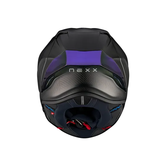 Спортна мото каска NEXX X.R3R в синьо-черна карбонова комбинация с матово покритие, син иридиев визьор и интегриран аеродинамичен спойлер