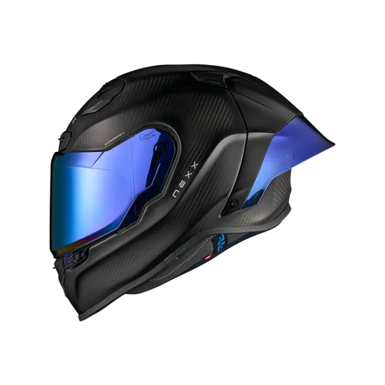 Спортна мото каска NEXX X.R3R в синьо-черна карбонова комбинация с матово покритие, син иридиев визьор и интегриран аеродинамичен спойлер