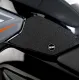 Черна грапава подложка R&G Tank Traction Pad монтирана на резервоара на CFMOTO 300NK с оранжеви акценти и лого R&G