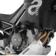 Черни аеродинамични краш тапи R&G Racing монтирани на Aprilia Tuareg 660 с видими метални скоби и гладка полимерна повърхност