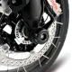 Черни краш тапи R&G RACING монтирани на предното колело на BMW R1300GS с перфориран спирачен диск и черна вилка