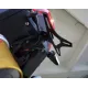 Черна алуминиева стойка за номер R&G Racing на Honda ADV150 с матово покритие, златисти Öhlins амортисьори и компактен носач