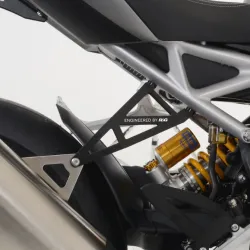 Стойка за генерация R&G RACING Rear Footrest Blanking Plate Kit & Exhaust hangers silver - Triumph Speed Triple RS/RR