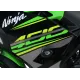 Черни краш тапи R&G Racing Aero монтирани на зелено-черна Kawasaki Ninja 400, видими до страничната обтекалка