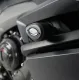 Черна краш тапа R&G Racing Aero Style монтирана на рамката на Triumph Daytona 660, с видимо лого и матово покритие