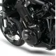 Черен матов протектор R&G Racing на ляв картер на Kawasaki Z900, монтиран върху двигателя с видимо лого и плътно прилепване
