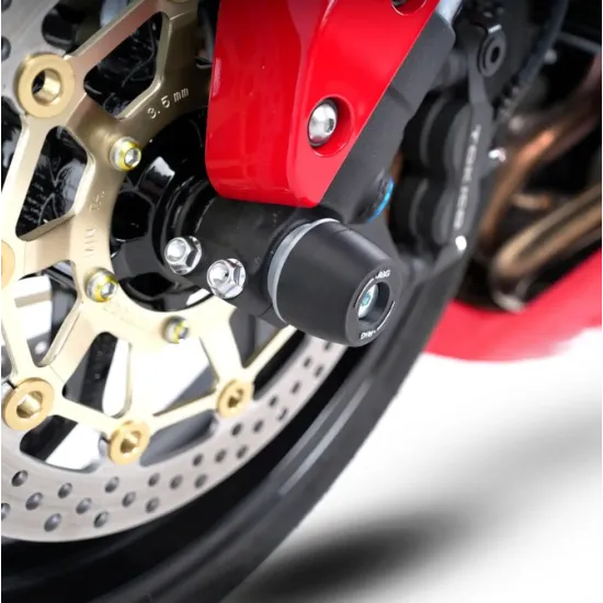 Черни краш тапи R&G Racing монтирани на предна вилка на Honda CBR 600RR с червена рама и златисти спирачни дискове
