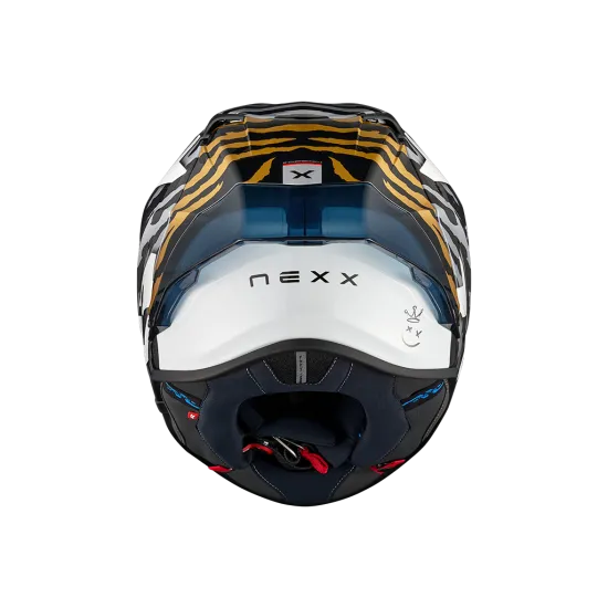 Спортна каска NEXX X.R3R със сиво-бяла камуфлажна графика, златисти акценти, иридиев визьор и аеродинамичен спойлер
