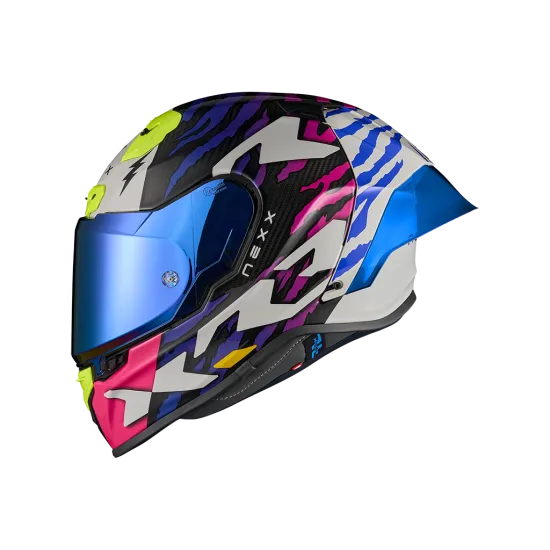 Спортна каска NEXX X.R3R с ярък дизайн в лилаво, синьо и розово, син иридиев визьор и геометрични графики